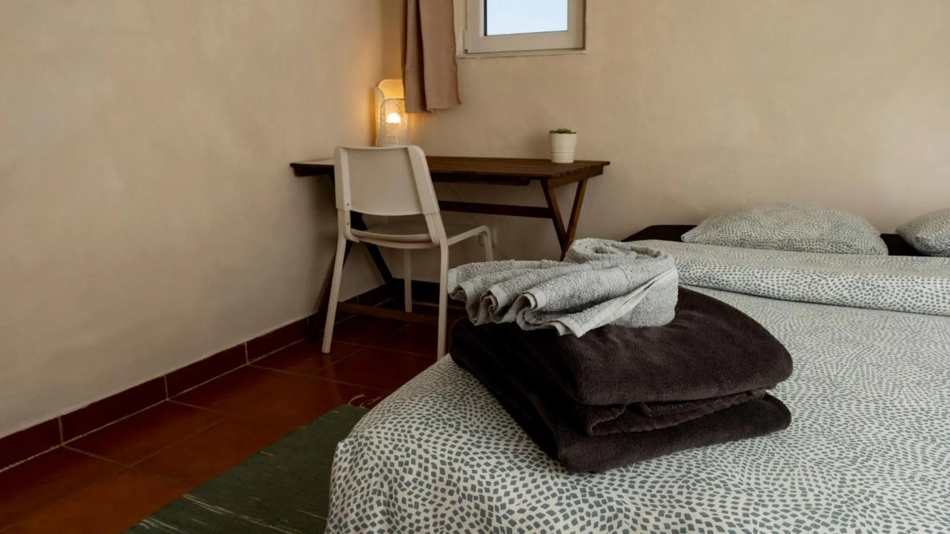 Гостевой дом Olympo Shared Flat With Amazing River View Лиссабон